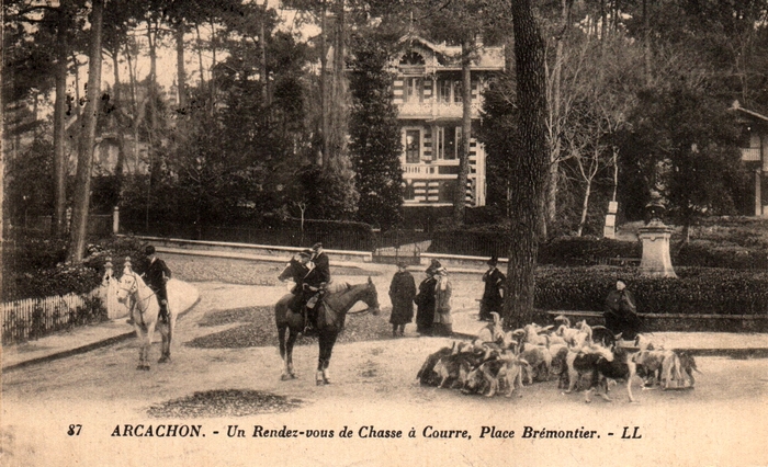 © Collection Claude Alphonse Leduc - Château de Montpoupon